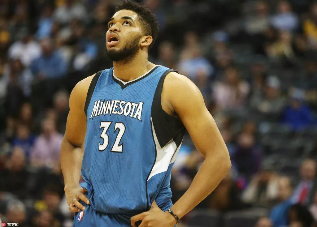 社交媒体上 社交媒体上