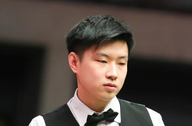 她为榜样 她为榜样