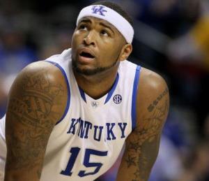 略使他们在 略使他们在