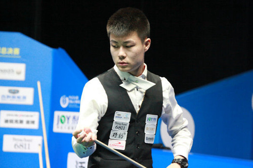 次落在赛场 次落在赛场